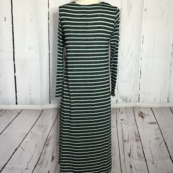 Lularoe Sarah - Picture 5 of 10